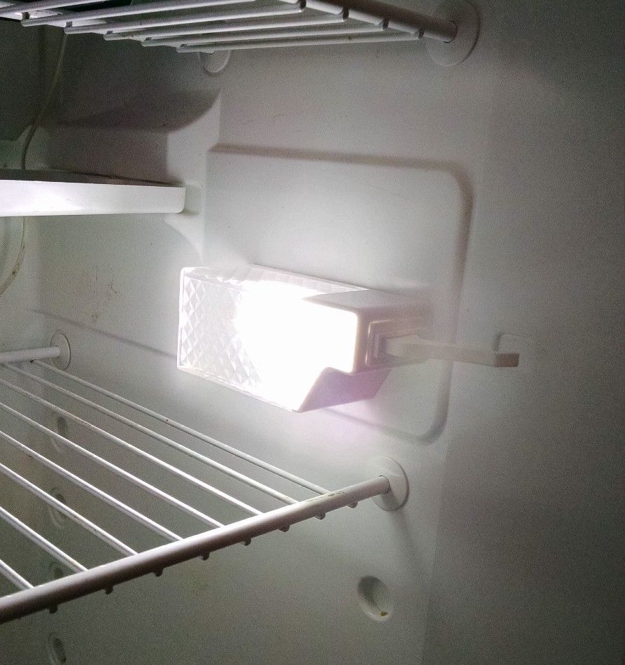 Refrigerator light doesnt work Atlanta city