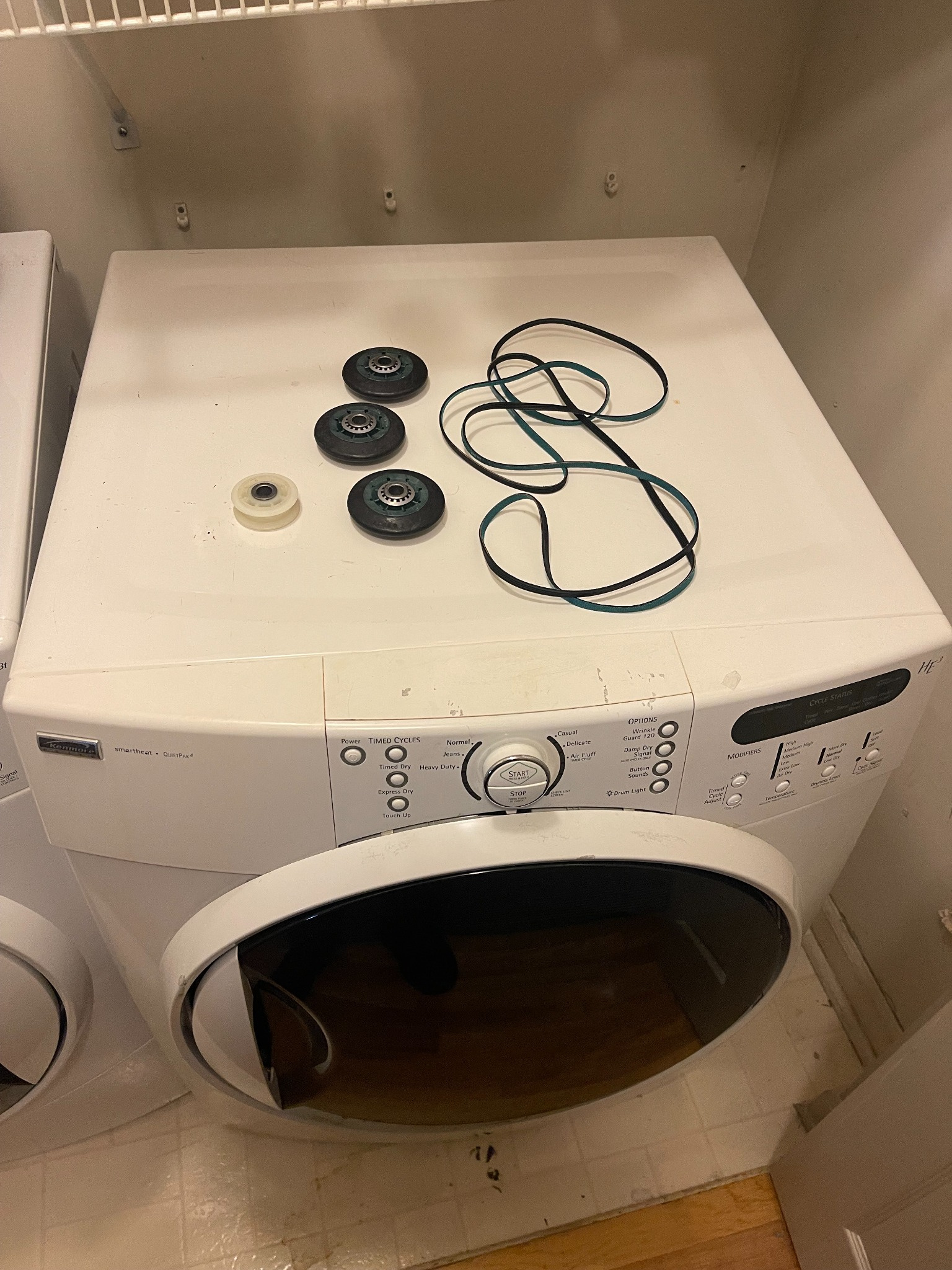 appliance-repair-alpharetta-ga-dryer-belt-roller-repair Dryer repair in Alpharetta GA- belt and idler pulley replacement
